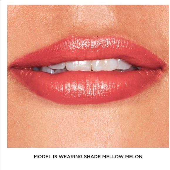 3 True Color Nourishing Lipsticks +1 FREE Lip Balm - Picture 7 of 10